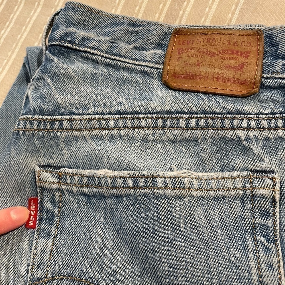Levi’s Wedgie Icon Fit Ankle Jeans in Partner In Crime High Rise Distressed 28 - Picture 6 of 12